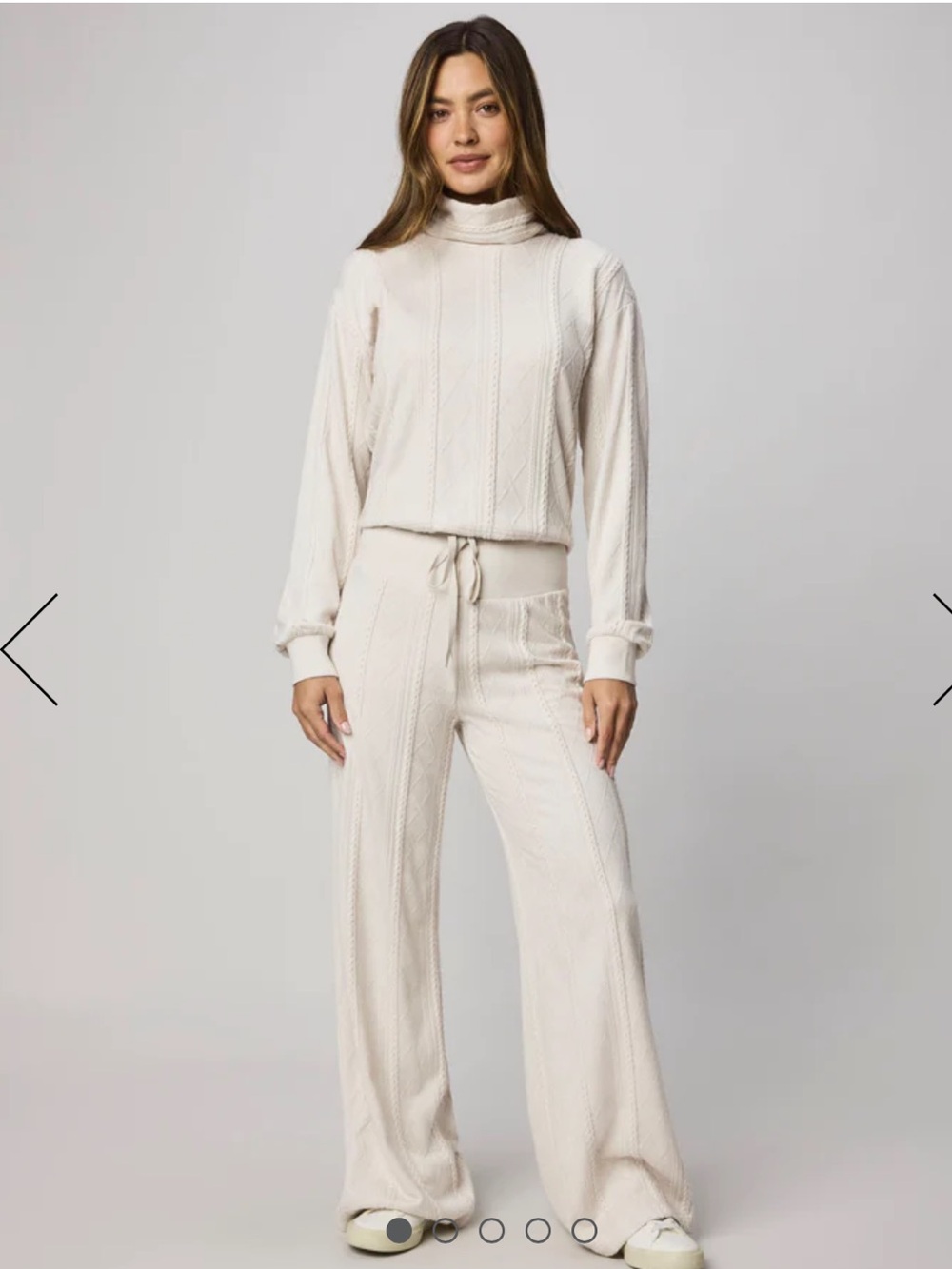 NWT Splendid Cable Wide Set in Medium